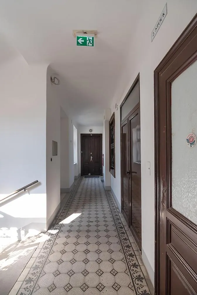 Apartment Schoenes Studio In Zentrumsnaehe Vienna Austria